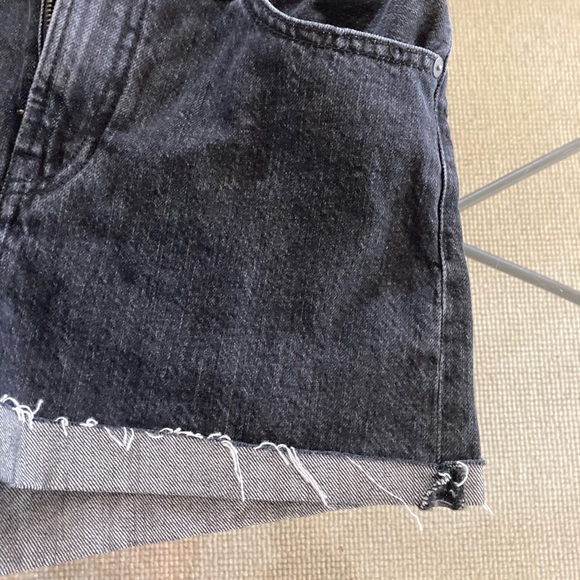 NWT Madewell dark denim shorts - Picture 2 of 5